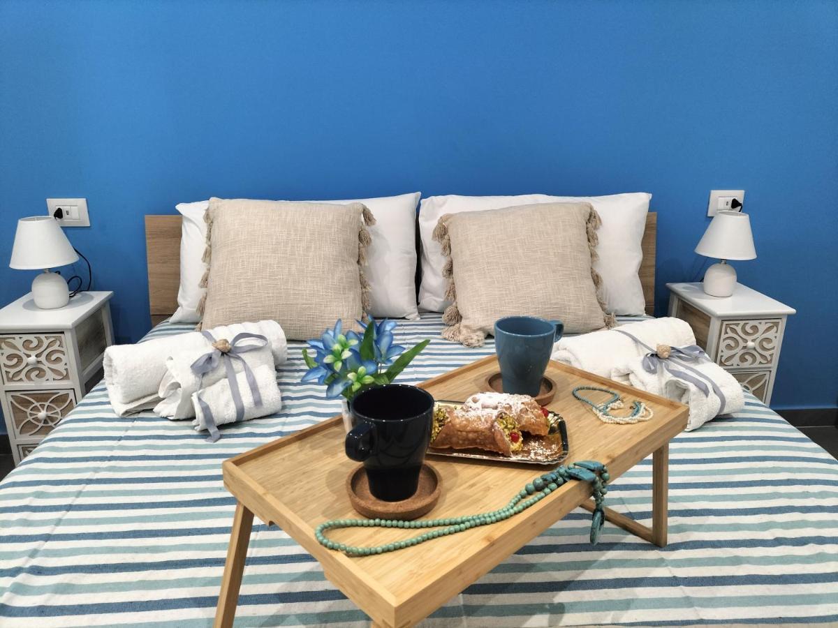 Luce Di Mare Apartment *