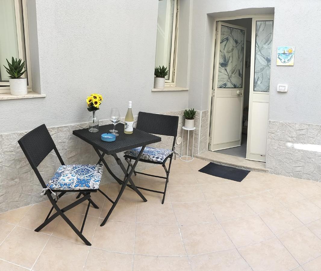 Luce Di Mare Apartment *
